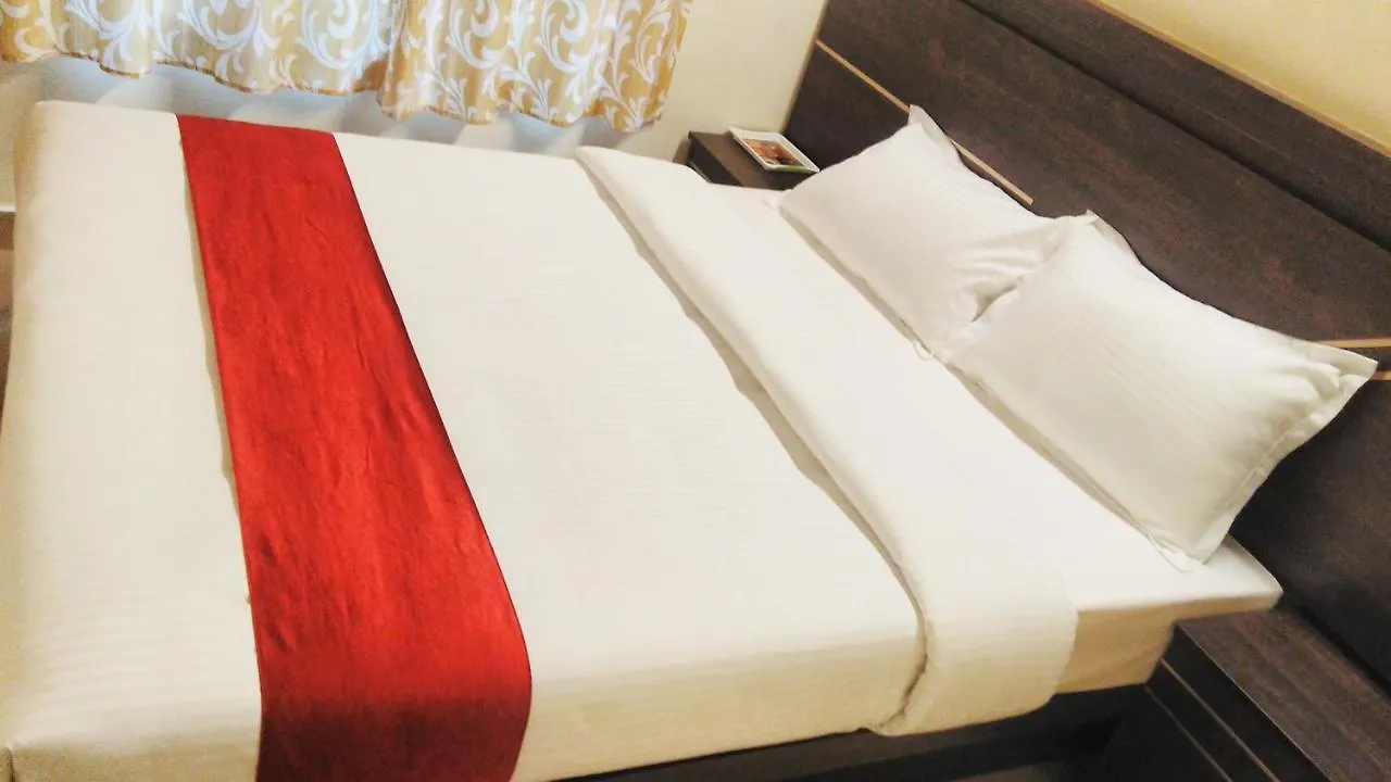 Leeland Munnar Bed & Breakfast 0*,